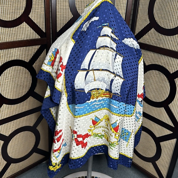 Magnificent Scarf 100% Silk Navy Blue Border and Cream/red/gold nautical print. - Picture 5 of 6